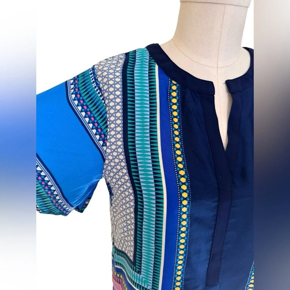 NWT Scarf Print Short-Sleeve Blouse by Fun 2 Fun navy pink teal satin Stitchfix - Picture 9 of 16